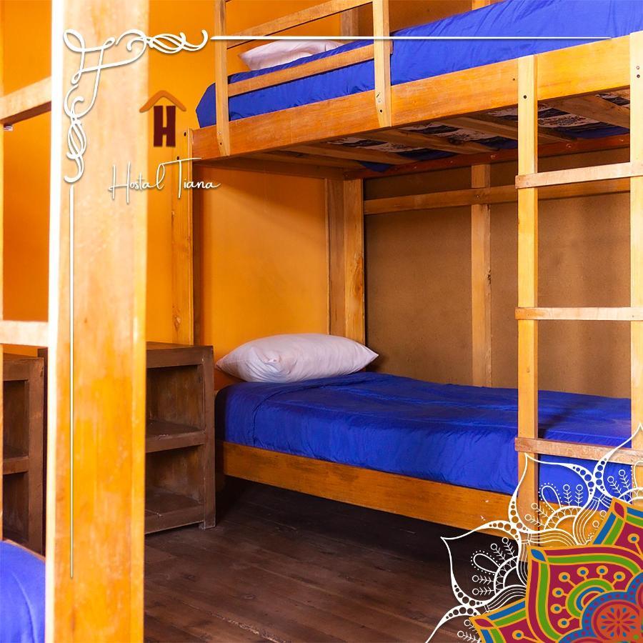 לטקונגה Hostal Cafe Tiana מראה חיצוני תמונה
