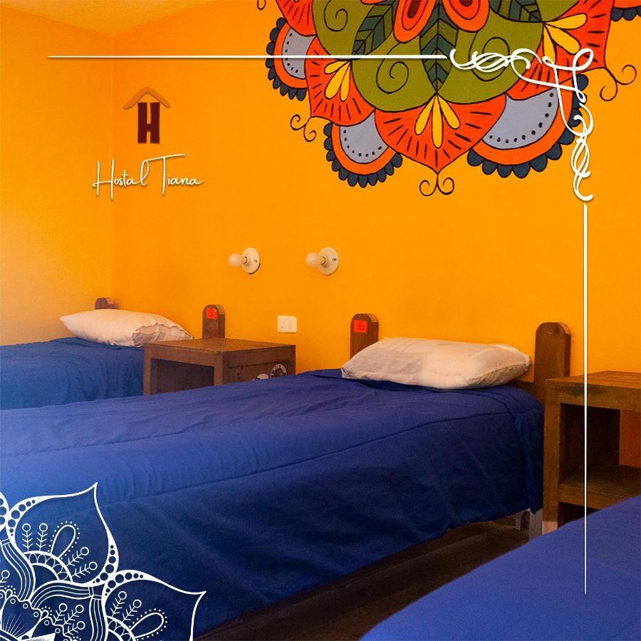 לטקונגה Hostal Cafe Tiana מראה חיצוני תמונה