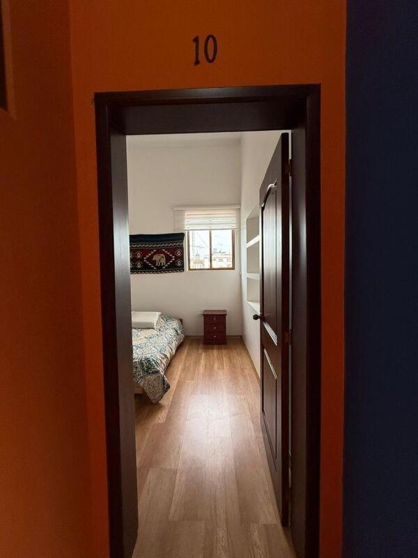 לטקונגה Hostal Cafe Tiana מראה חיצוני תמונה